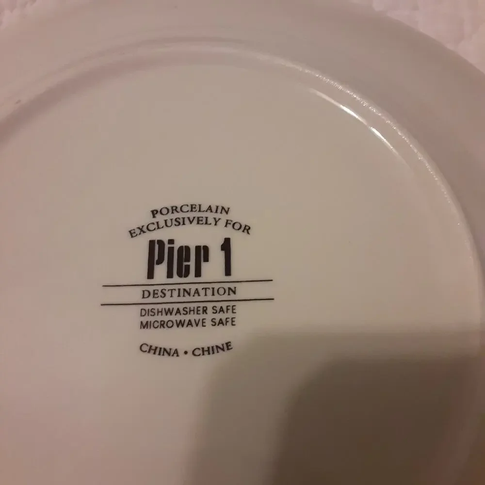 Pier 1 Destination Plates x4 Plus Hangers Travel Decorative Vibrant 7.5x7.5